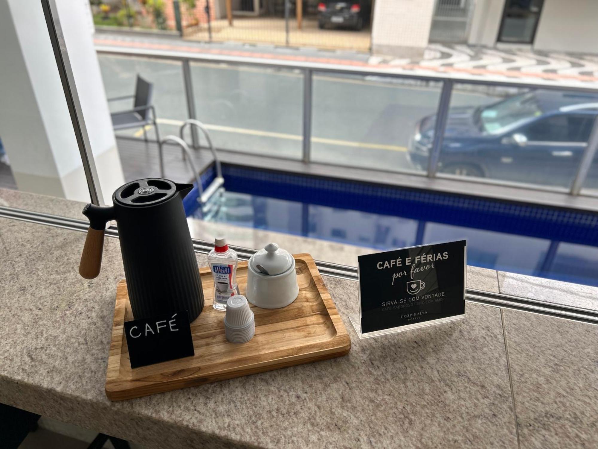 Tropikalya Gold Hotel Balneário Camboriú Kültér fotó